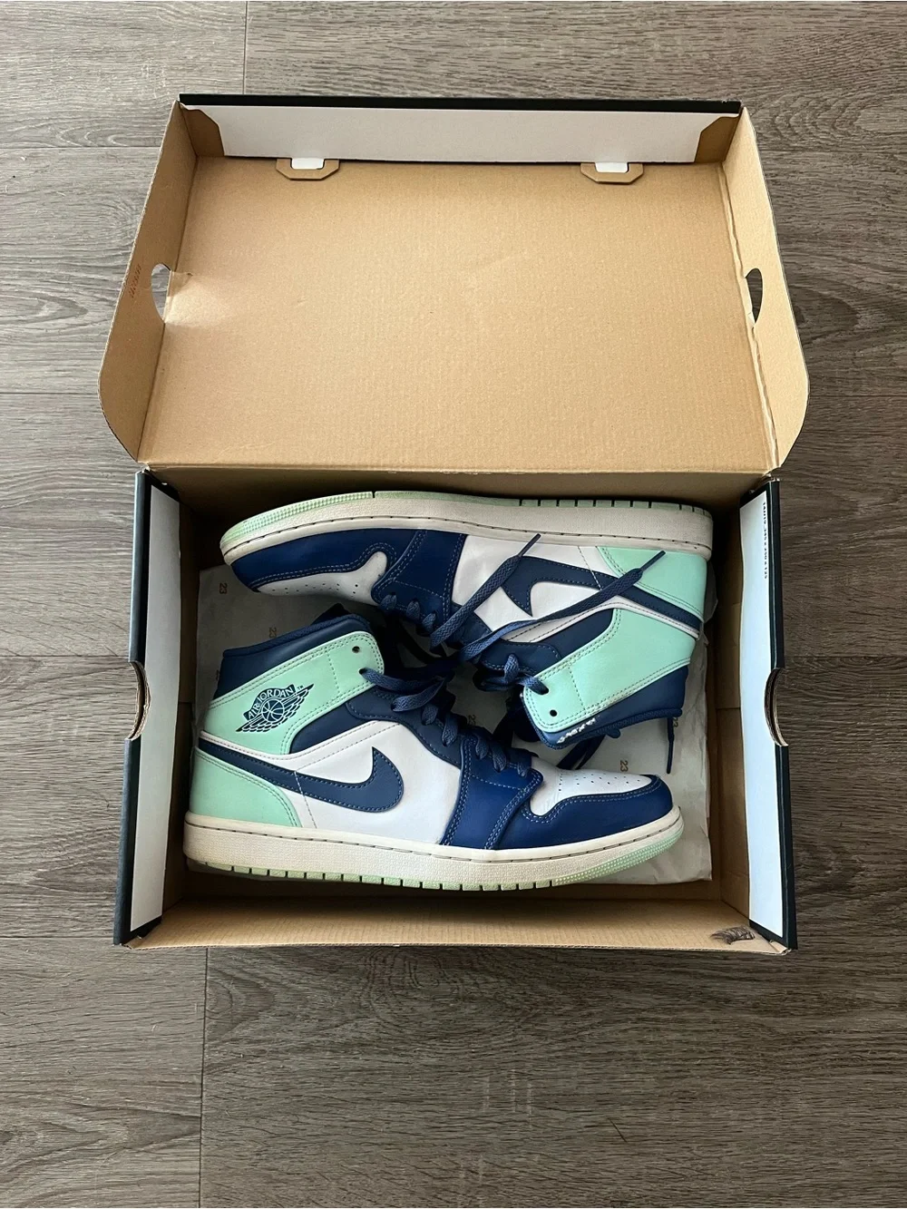 Nike Air Jordan 1 Mid Mens 10.5 Mystic Navy Mint Foam White Shoes 554724 413